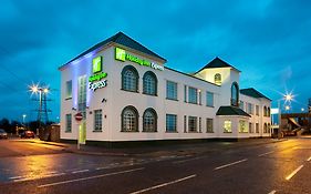 Holiday Inn Express London Chingford